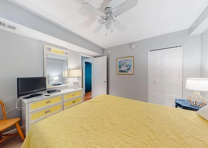 Ocean-view Getaway With Balcony Ac Pools Saunas Tennis & Gym Ocean City