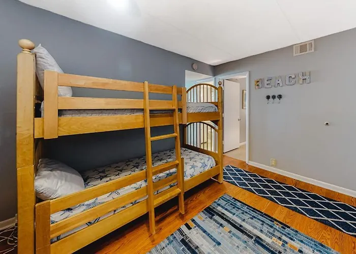 Ocean-view Getaway With Balcony Ac Pools Saunas Tennis & Gym *